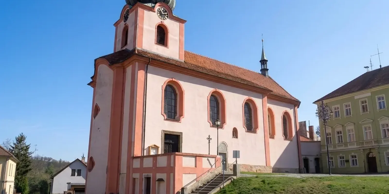 Ceny nemovitostí Nový Knín a okolí: Proč reality na Příbramsku raketově rostou?