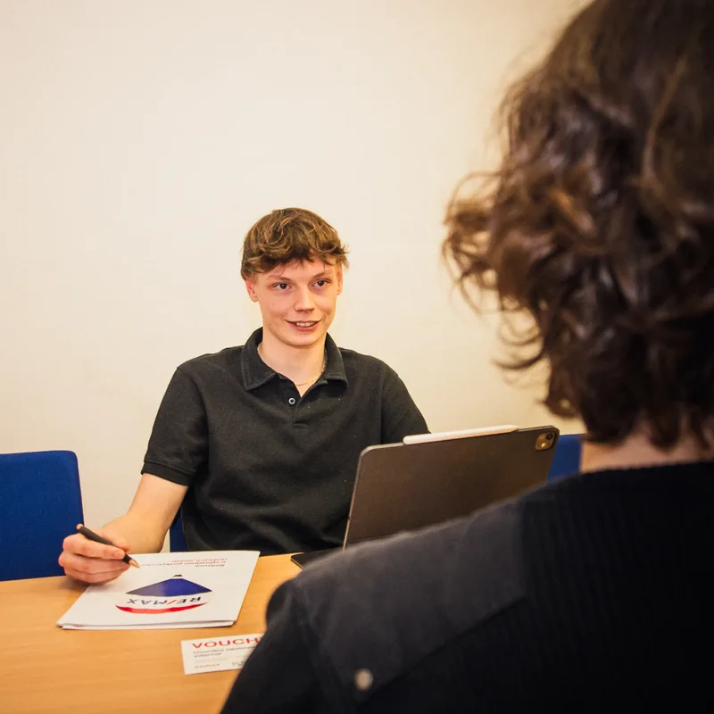 Konzultace a poradenství – Jan Bouchal RE/MAX